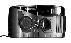 цифровая камера
      HP-c200 с прикреплённой к объективу лупой